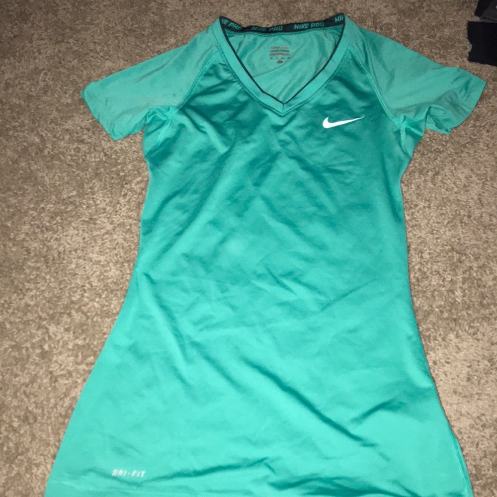 Nike Pro Dri-fit fitted v-neck